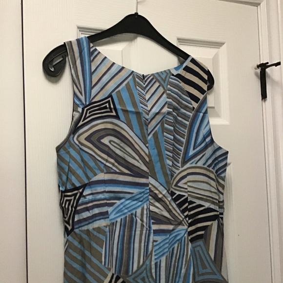 Dress - Picture 12 of 16